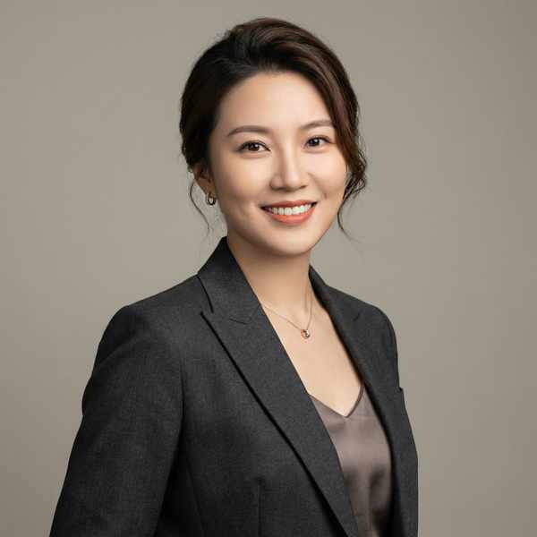 17c一起草制片人林雨桐